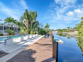 1771 NE 35th St, Oakland Park FL 33334