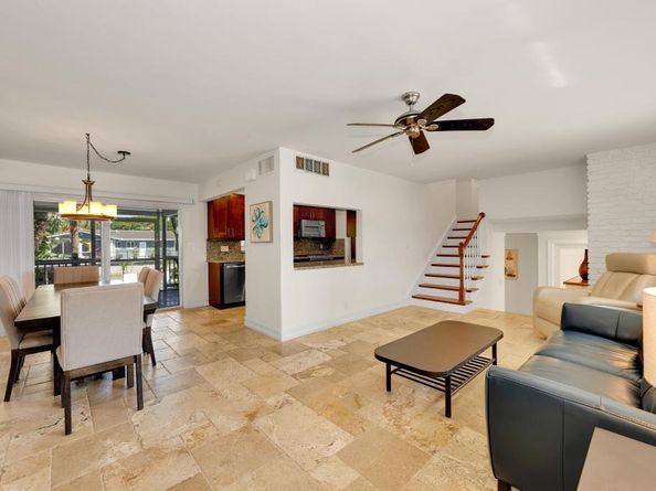 1771 NE 35th St, Oakland Park FL 33334
