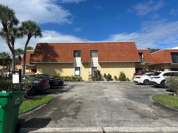 4240 NW 114th Terrace 40, Coral Springs FL 33065