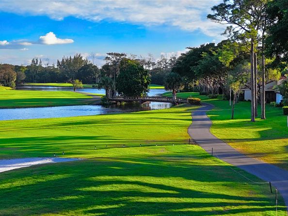21696 Tall Palm Circle 9A, Boca Raton FL 33433