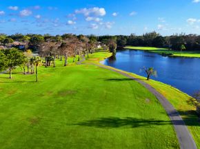 21696 Tall Palm Circle 9A, Boca Raton FL 33433