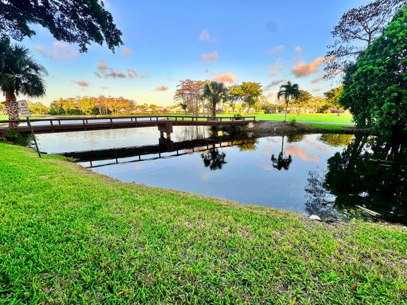21696 Tall Palm Circle 9A, Boca Raton FL 33433