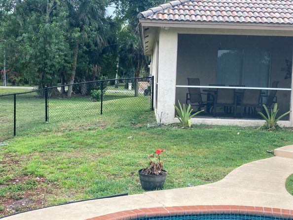 8671 155th Place N, Palm Beach Gardens FL 33418