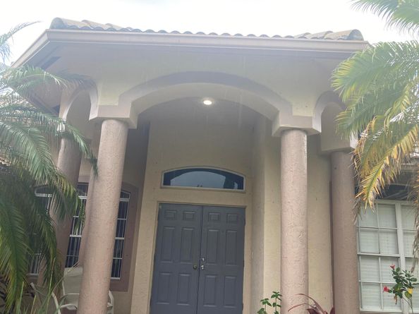 8671 155th Place N, Palm Beach Gardens FL 33418