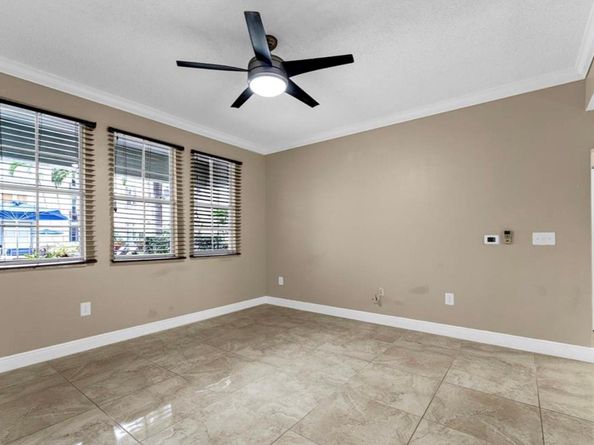533 NE 3rd Av 142, Fort Lauderdale FL 33301