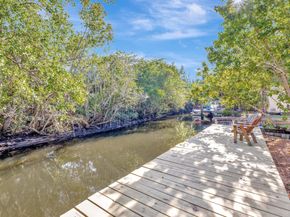 216 SE 10th St, Fort Lauderdale FL 33316