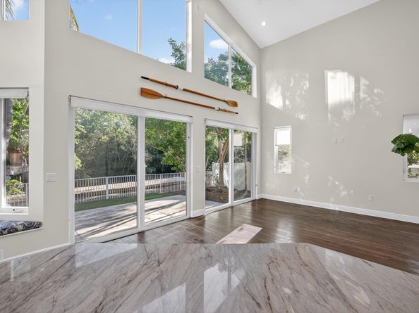 216 SE 10th St, Fort Lauderdale FL 33316