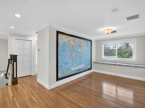 216 SE 10th St, Fort Lauderdale FL 33316