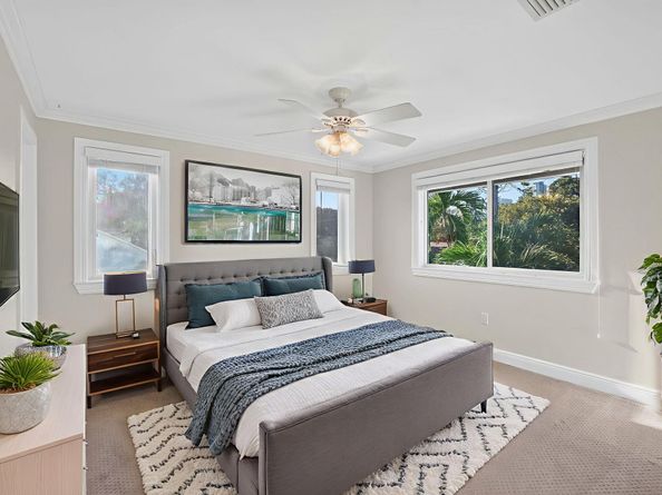 216 SE 10th St, Fort Lauderdale FL 33316