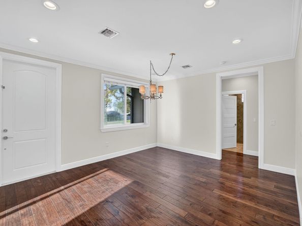 216 SE 10th St, Fort Lauderdale FL 33316