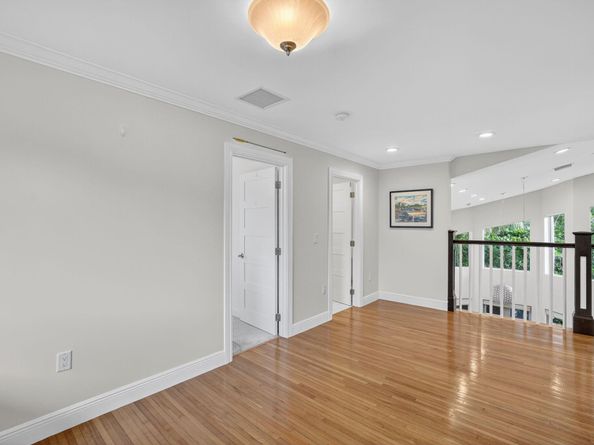 216 SE 10th St, Fort Lauderdale FL 33316