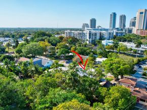 216 SE 10th St, Fort Lauderdale FL 33316