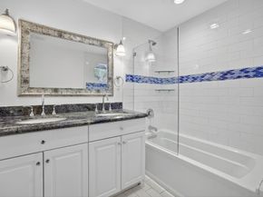 216 SE 10th St, Fort Lauderdale FL 33316