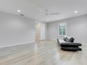 923 Mill Creek Drive, Palm Beach Gardens FL 33410