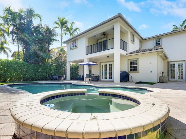 923 Mill Creek Drive, Palm Beach Gardens FL 33410