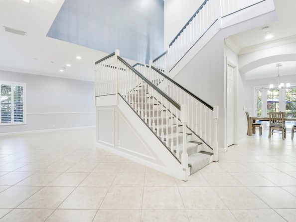 923 Mill Creek Drive, Palm Beach Gardens FL 33410