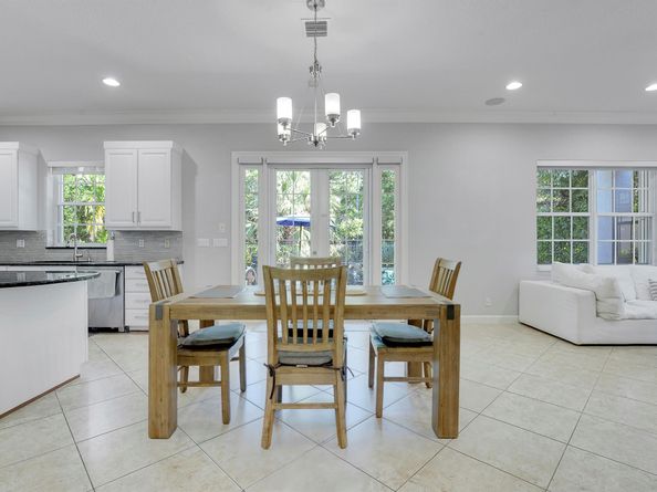 923 Mill Creek Drive, Palm Beach Gardens FL 33410