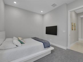 15798 Cresswind Pl, The Acreage FL 33470