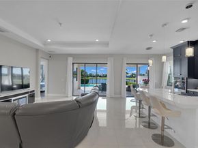 15798 Cresswind Pl, The Acreage FL 33470