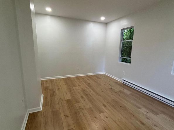 5663 Boyer Street, Philadelphia PA 19138
