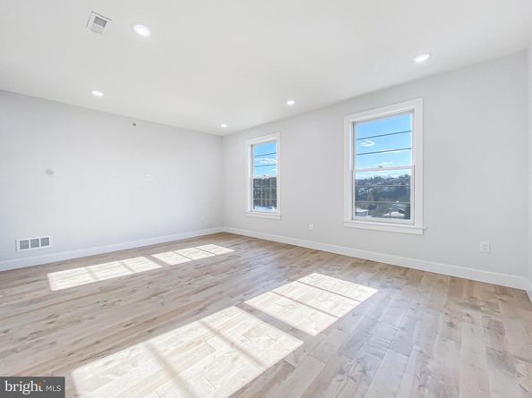 4714 Smick Street, Philadelphia PA 19127