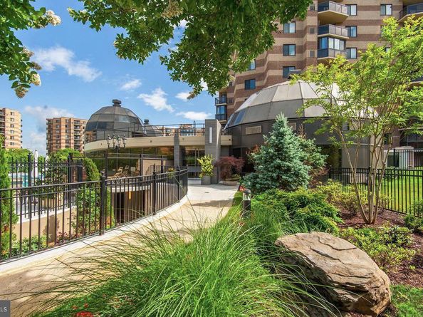 8360 Greensboro Drive 516, Mclean VA 22102