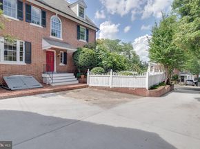 206 N View Terrace, Alexandria VA 22301