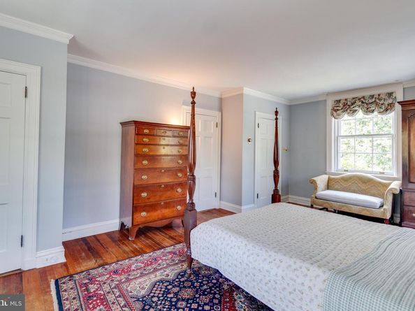 206 N View Terrace, Alexandria VA 22301