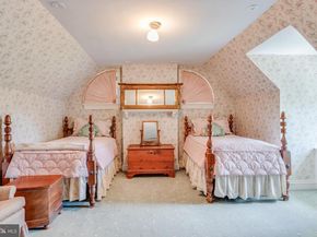 206 N View Terrace, Alexandria VA 22301