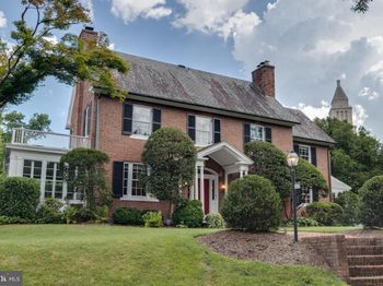 206 N View Terrace