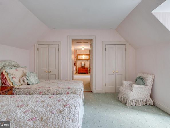 206 N View Terrace, Alexandria VA 22301