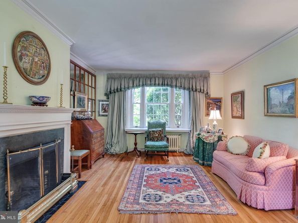 206 N View Terrace, Alexandria VA 22301