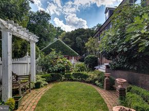 206 N View Terrace, Alexandria VA 22301