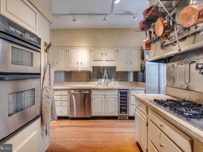 206 N View Terrace, Alexandria VA 22301