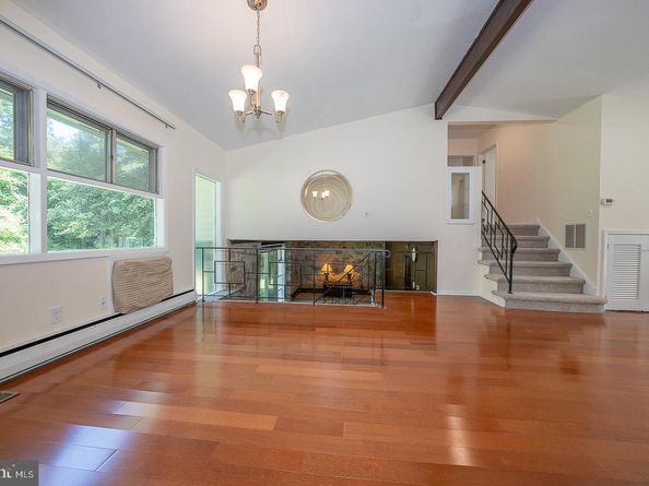 161 Lantern Lane, King Of Prussia PA 19406