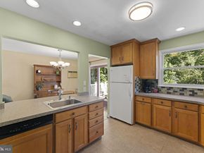 14 Broadale Road, Doylestown PA 18901