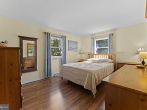 14 Broadale Road, Doylestown PA 18901