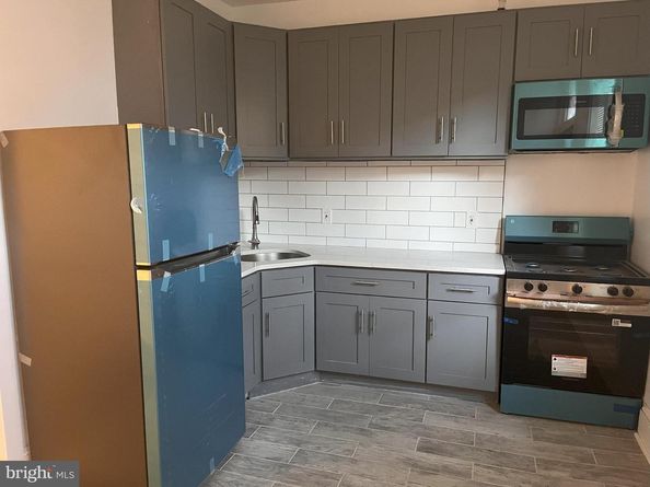 2152 W Grange Avenue, Philadelphia PA 19138