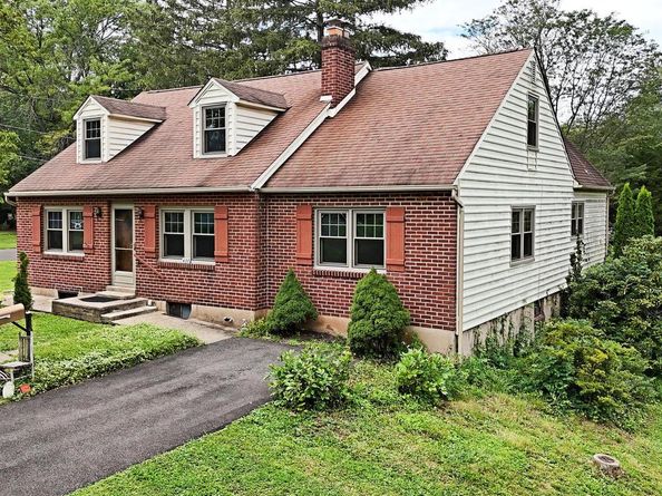 438 Moreboro Road, Hatboro PA 19040