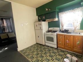5133 Spruce Street, Philadelphia PA 19139