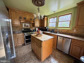 1516 North Street, Philadelphia PA 19130