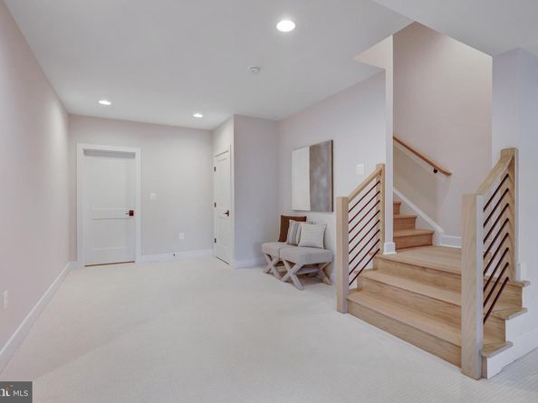 3013 N Toronto Street, Arlington VA 22213