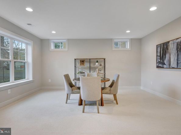 3013 N Toronto Street, Arlington VA 22213