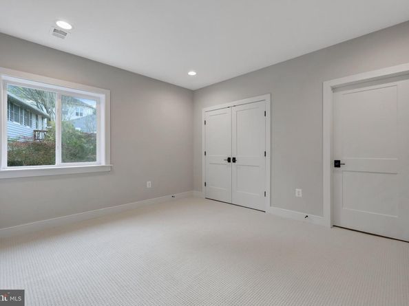 3013 N Toronto Street, Arlington VA 22213