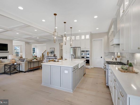 3013 N Toronto Street, Arlington VA 22213