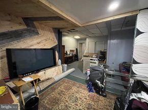 5807 Chew Avenue, Philadelphia PA 19138