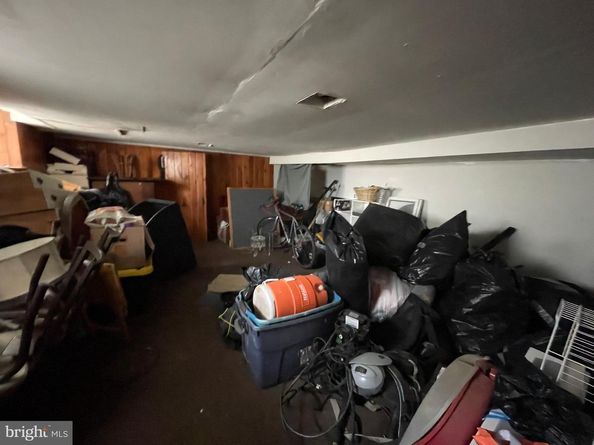 5807 Chew Avenue, Philadelphia PA 19138