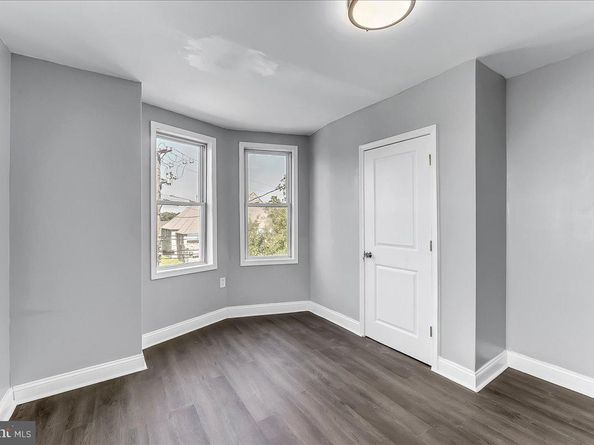 9 Summit Street, Darby PA 19023