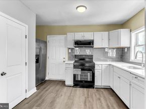 9 Summit Street, Darby PA 19023