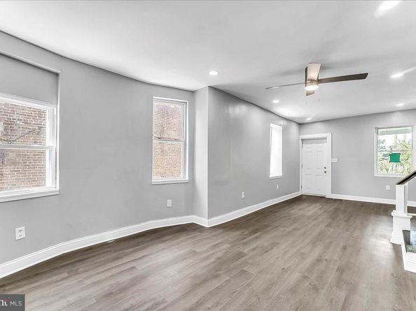 9 Summit Street, Darby PA 19023